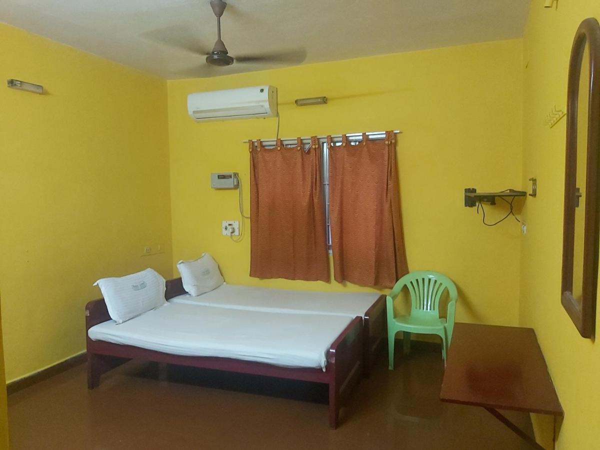 Raamlaxmi Guest House Chennai Exterior photo